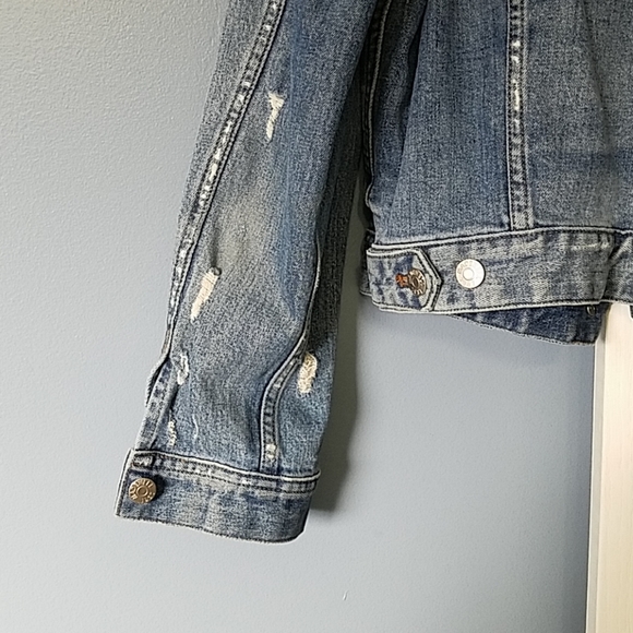 Distressed Madewell Jean Jacket - Picture 3 of 3